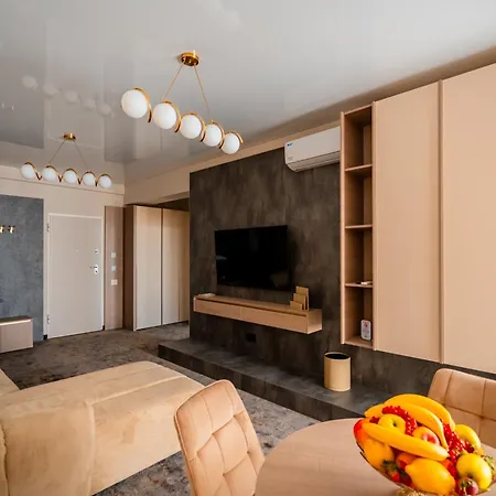 מלון דירות Noble By Building Stefan Năvodari